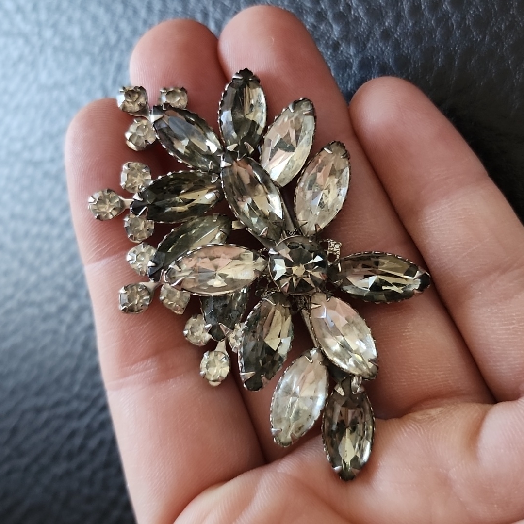 Vtg Brooch
